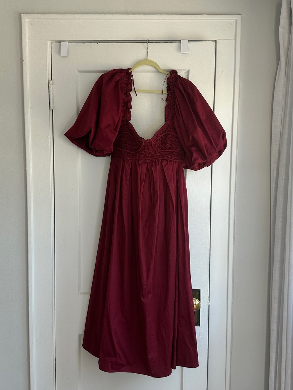Sofie the Label Puff-Sleeve Midi Dress in Burgundy - Picture 2 of 4